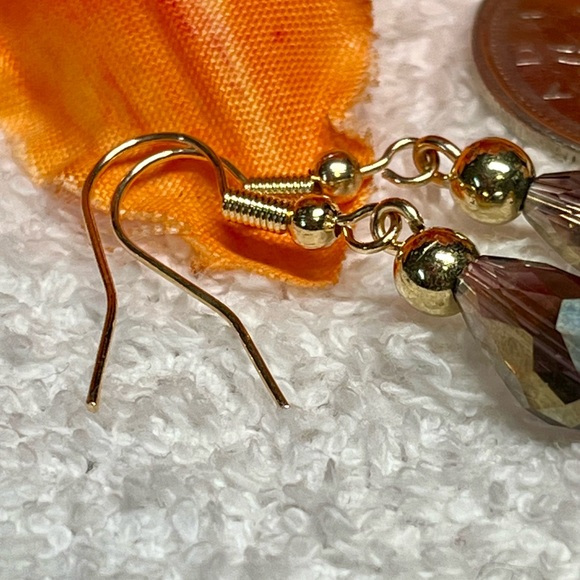 💕Stunning gold hearts with purple and black accented earrings - Picture 3 of 10